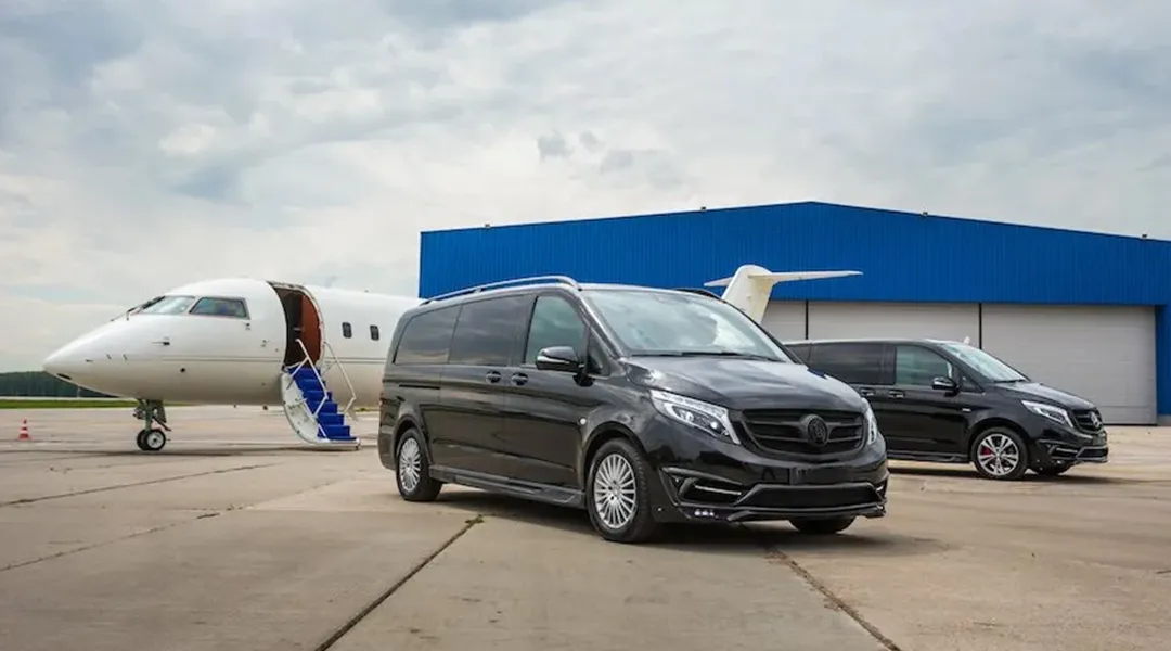 Airport Shuttle 1080 X 600 | Shuttle Transportation Services in Florida | Private Airport Shuttle, Corporate Airport Transportation, Dinner Charters, Airport Shuttle Van, Business Travel Shuttle, Hotel Airport Shuttle