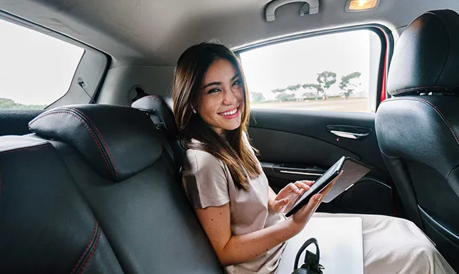 Business Travel Shuttle for Professionals ​