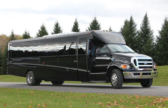 Reliable Airport Shuttle for Travelers​